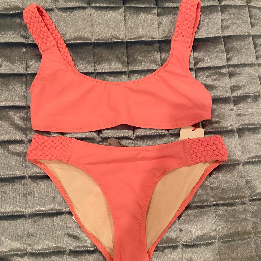 Brand new Solid & Striped bikini